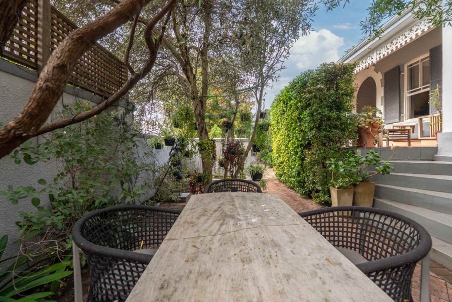 To Let 3 Bedroom Property for Rent in Gardens Western Cape